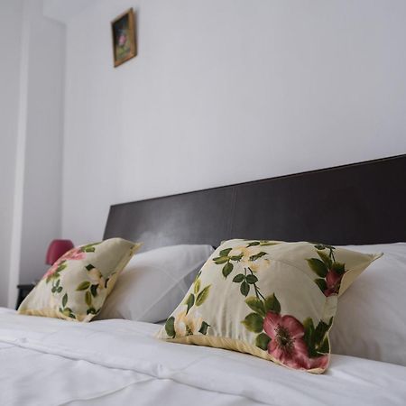 בוקרשט Opia Apartments - Old Town מראה חיצוני תמונה