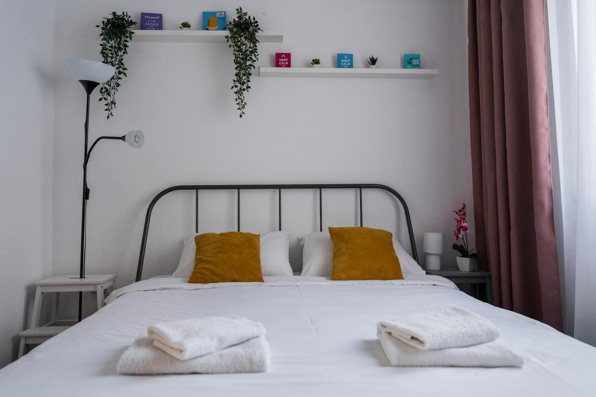 בוקרשט Opia Apartments - Old Town מראה חיצוני תמונה