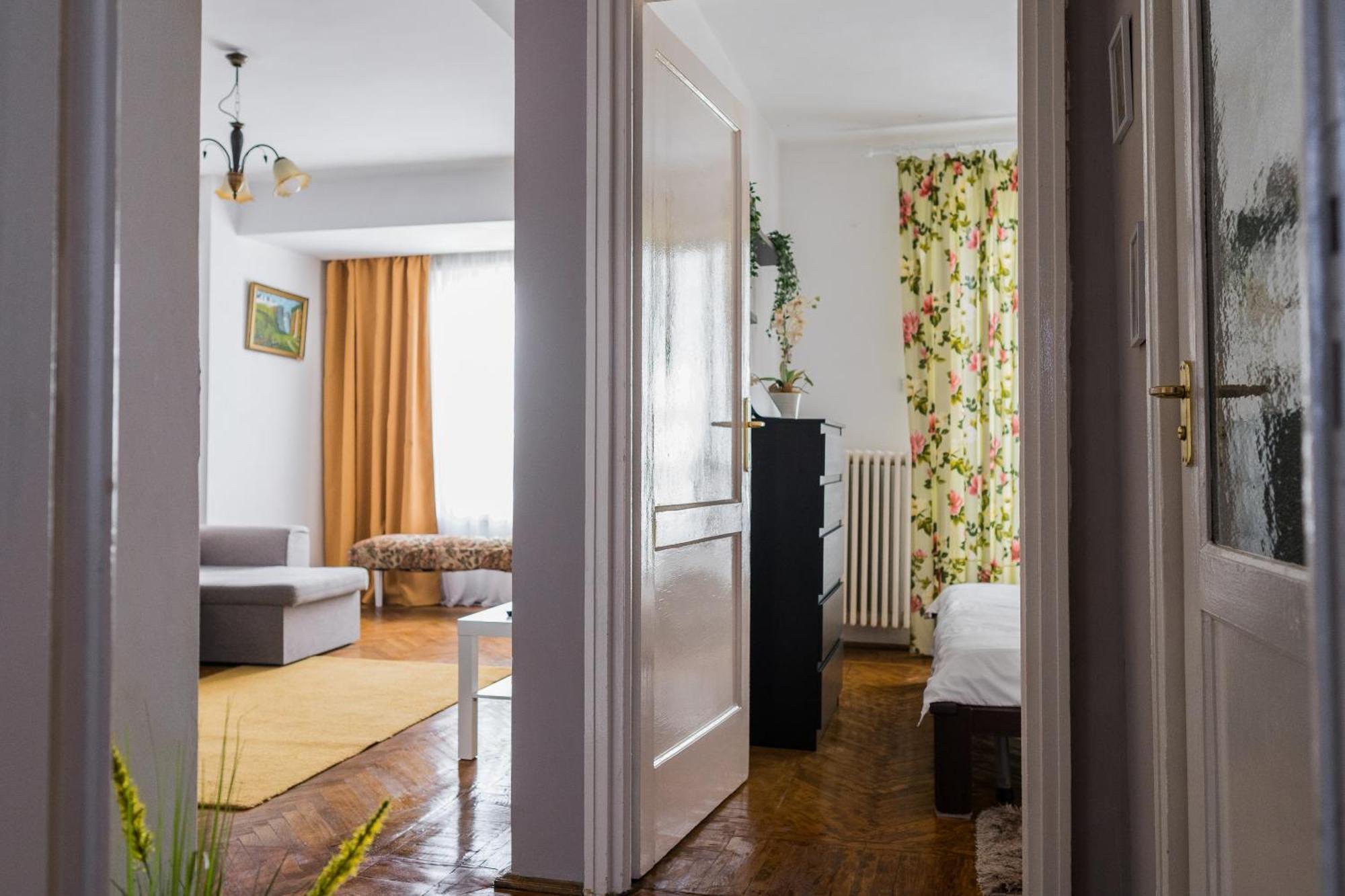 בוקרשט Opia Apartments - Old Town מראה חיצוני תמונה